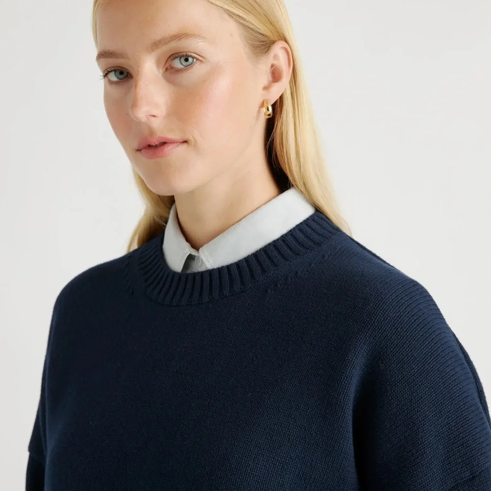 Quince 100% Organic Cotton Boyfriend Crew
Sweater in Navy size Large - Picture 6 of 14